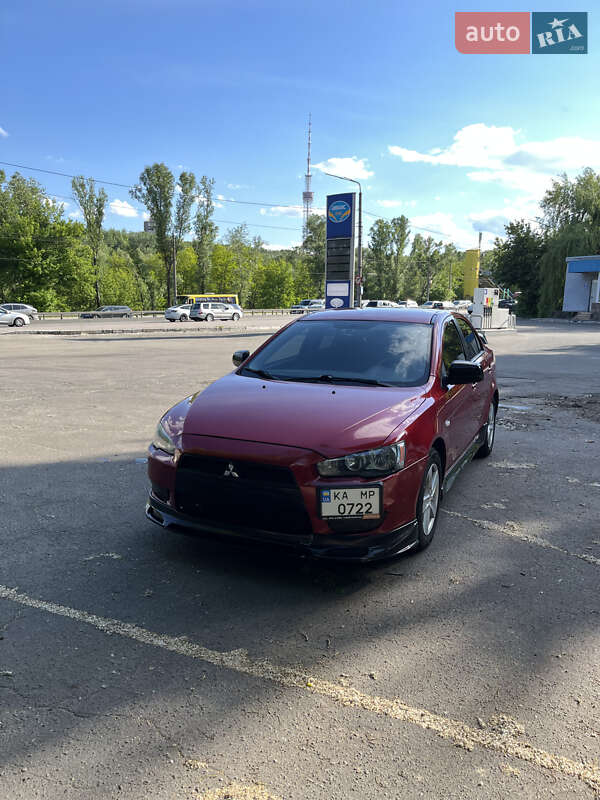 Mitsubishi Lancer (2012)