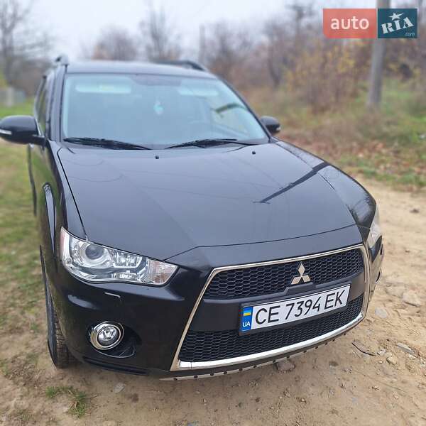 Mitsubishi Outlander xl (2012)