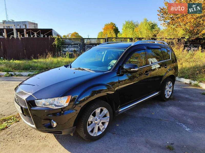 Mitsubishi Outlander xl (2010)
