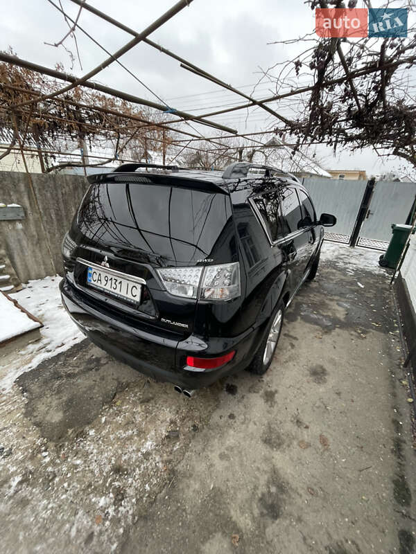 Mitsubishi Outlander xl (2010)