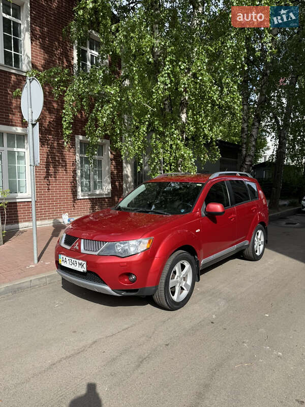 Mitsubishi Outlander xl (2008)