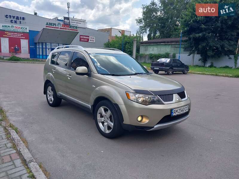 Mitsubishi Outlander xl (2008)