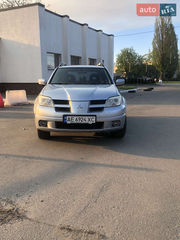 Mitsubishi Outlander (2010)