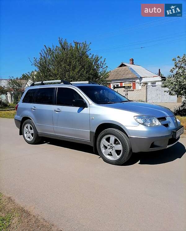 Mitsubishi Outlander (2006)