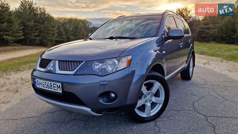 Mitsubishi Outlander (2007)