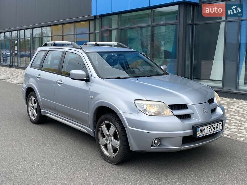 Mitsubishi Outlander (2008)