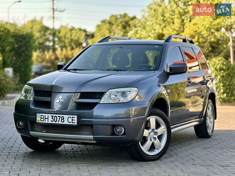 Mitsubishi Outlander (2008)