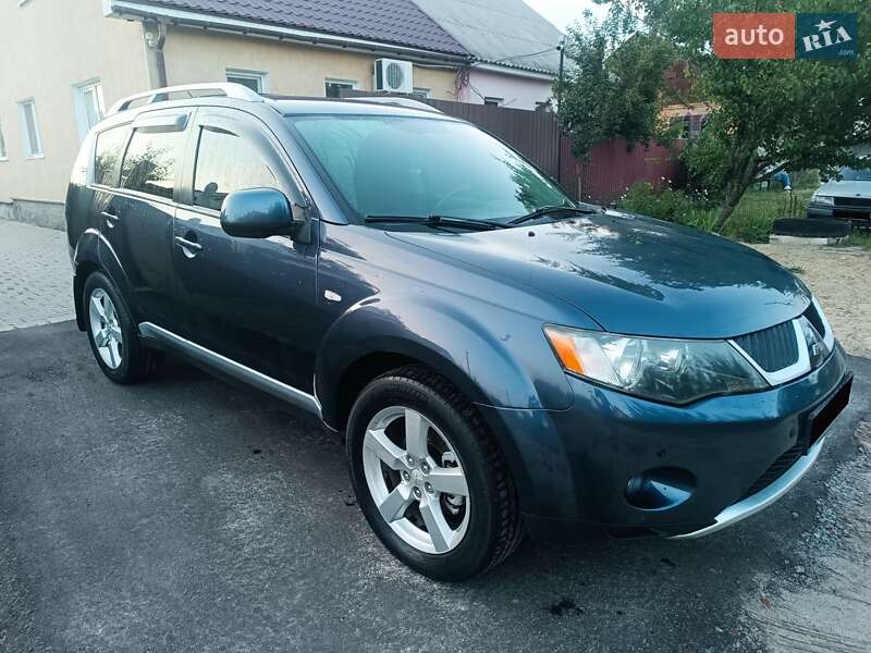 Mitsubishi Outlander (2008)