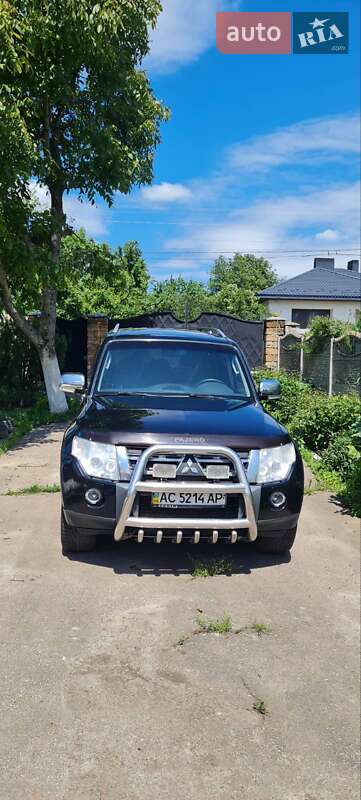 Mitsubishi Pajero (2008)