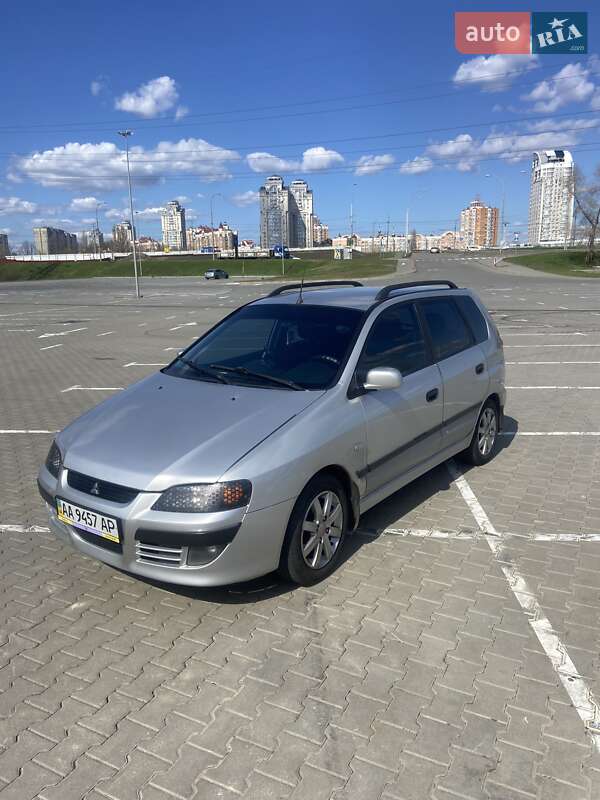 Mitsubishi Space star (2004)