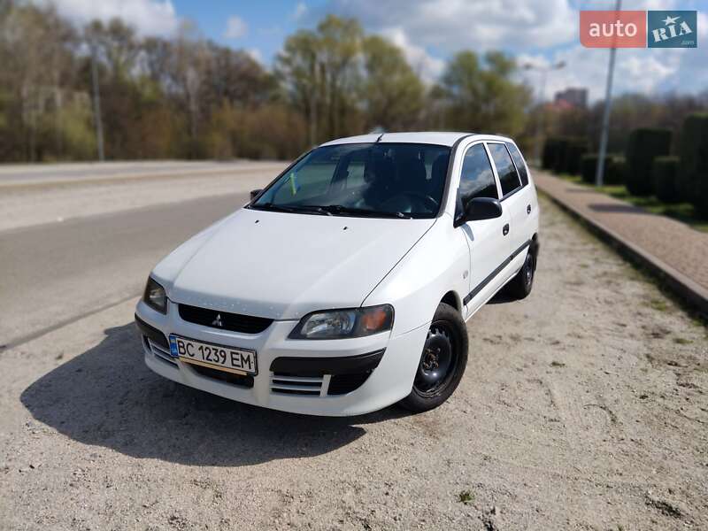 Mitsubishi Space star (2004)