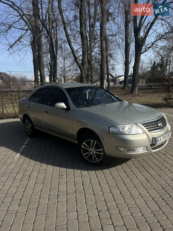 Nissan Almera (2007)