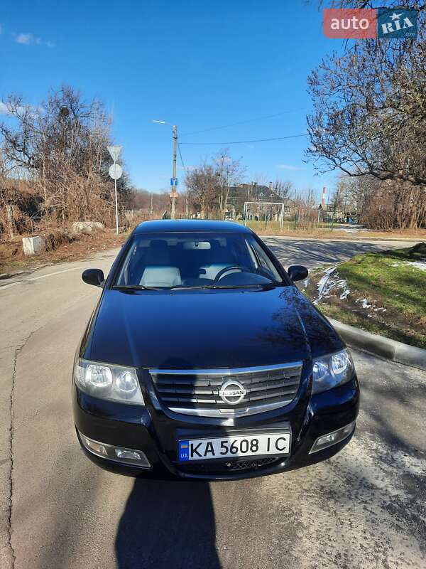 Nissan Almera (2012)