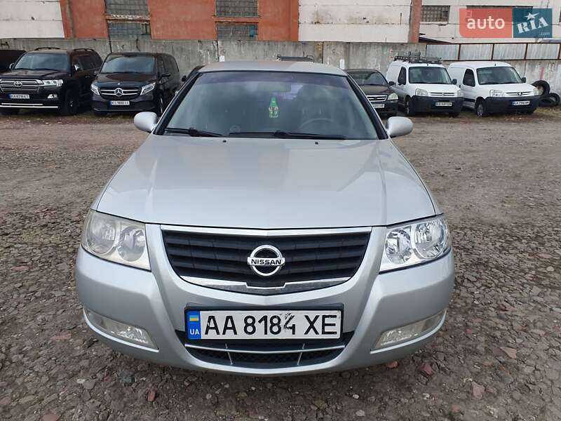 Nissan Almera (2012)