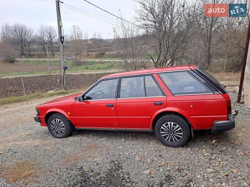 Nissan Bluebird (1987)