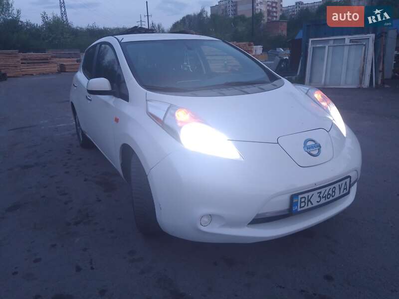 Nissan Leaf (2013)