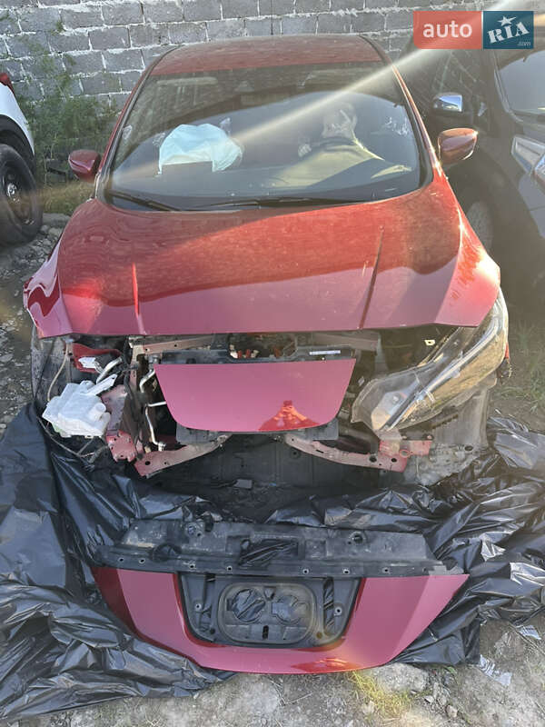 Nissan Leaf (2019)