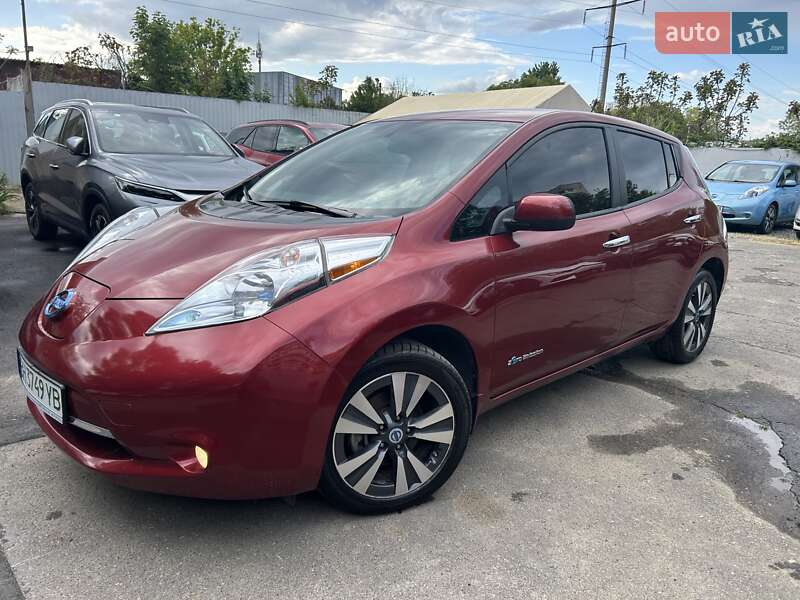 Nissan Leaf (2013)