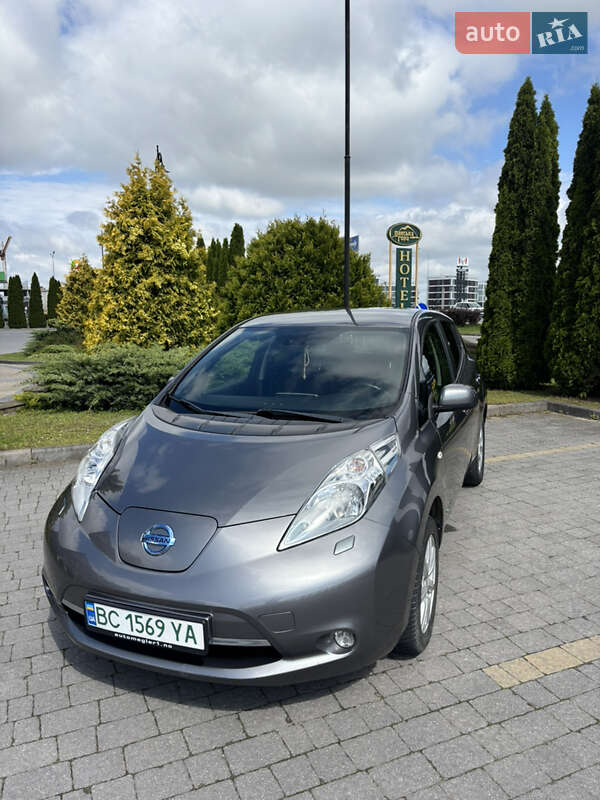 Nissan Leaf (2014)