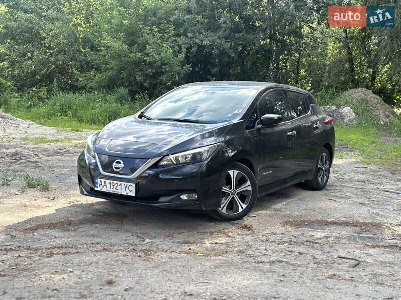 Nissan Leaf (2018)