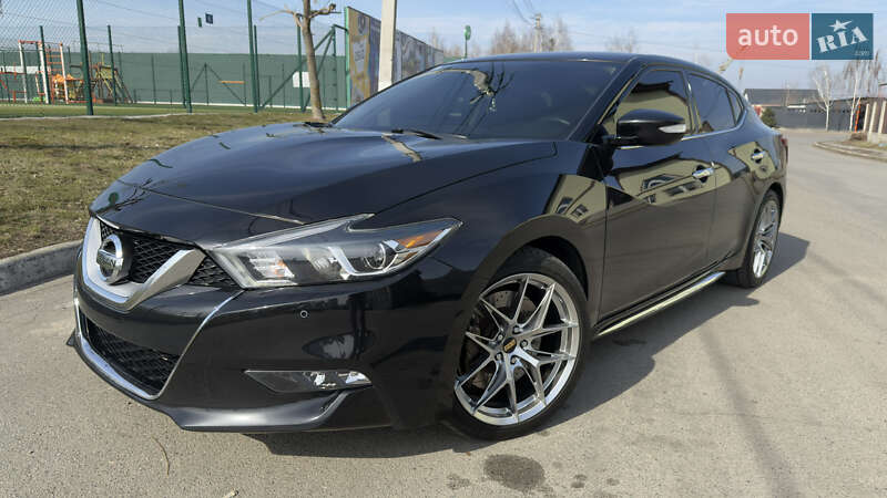 Nissan Maxima (2016)