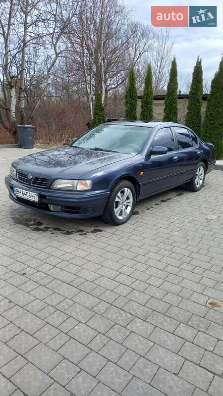 Nissan Maxima (2000)