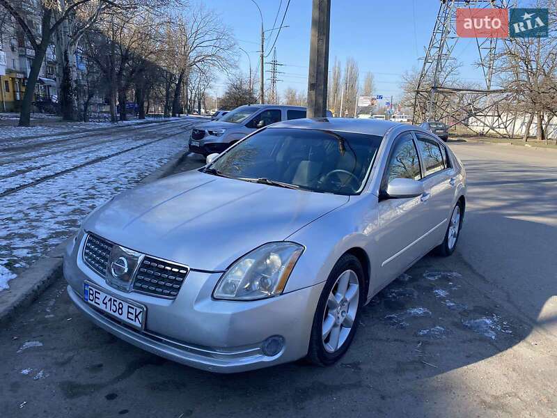 Nissan Maxima (2004)