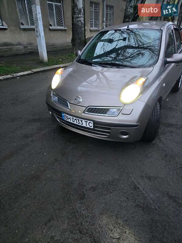 Nissan Micra (2008)