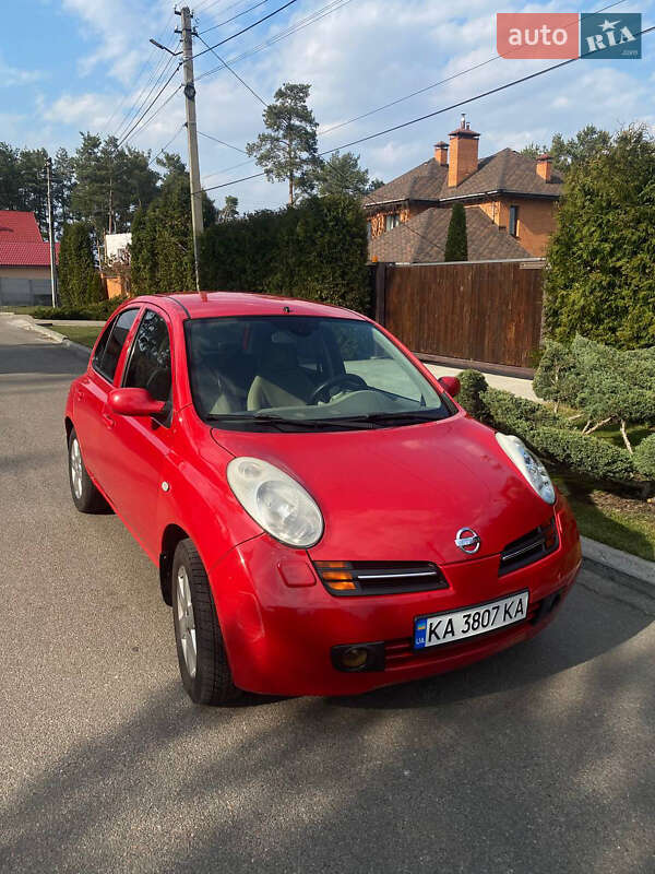 Nissan Micra (2004)