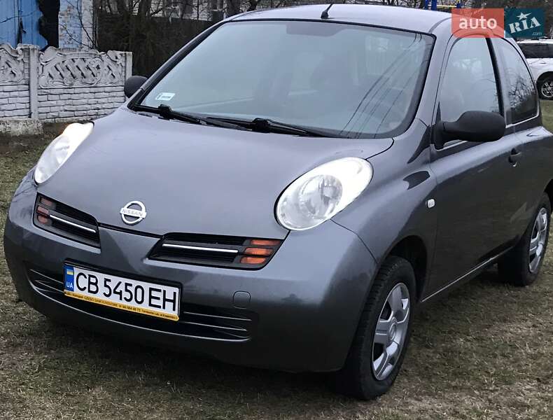 Nissan Micra (2004)