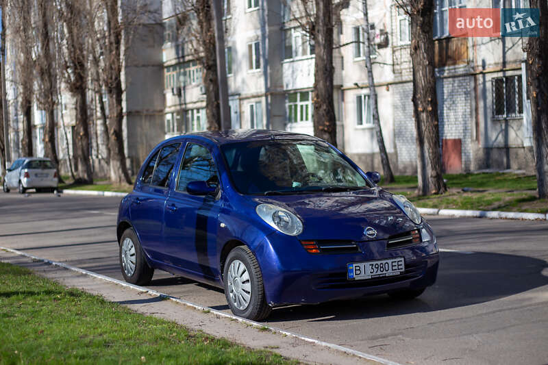 Nissan Micra (2003)
