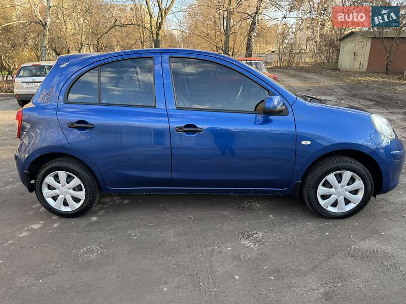 Nissan Micra (2013)