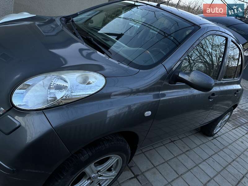 Nissan Micra (2007)