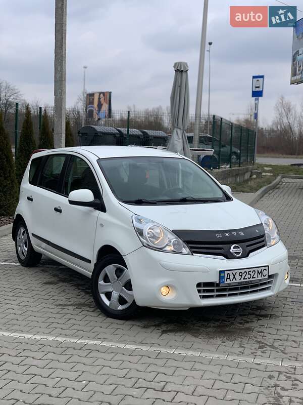 Nissan Note (2012)