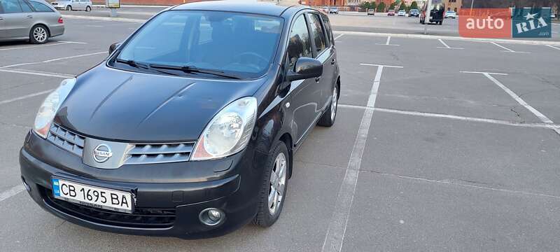 Nissan Note (2008)