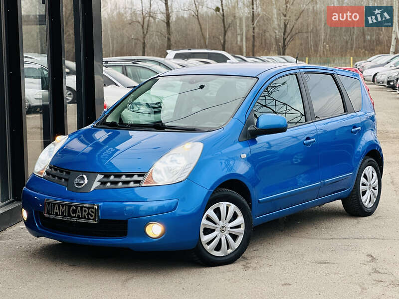 Nissan Note (2008)