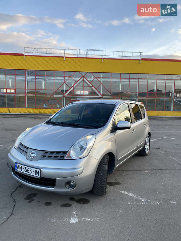 Nissan Note (2007)