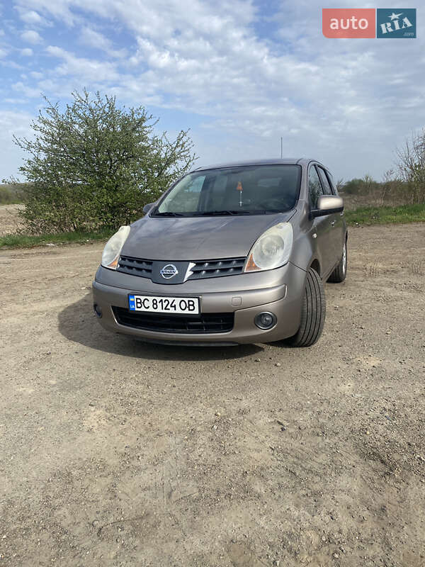 Nissan Note (2008)