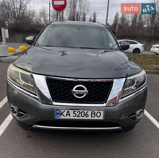 Nissan Pathfinder (2014)