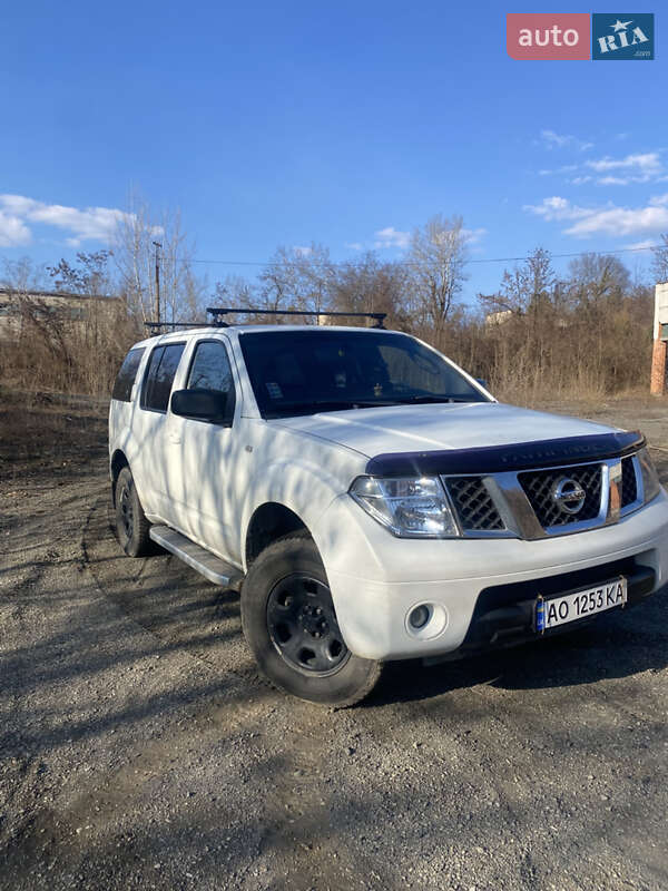 Nissan Pathfinder (2008)