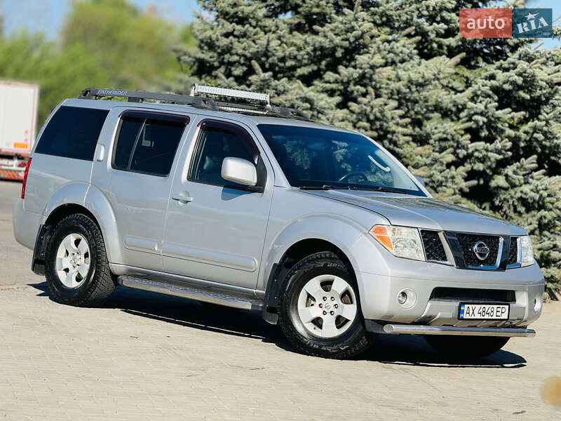 Nissan Pathfinder (2006)