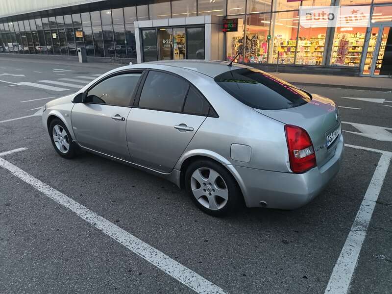 Nissan Primera (2003)