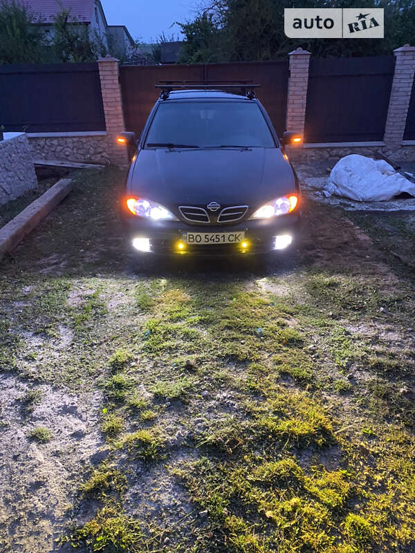 Nissan Primera (2000)