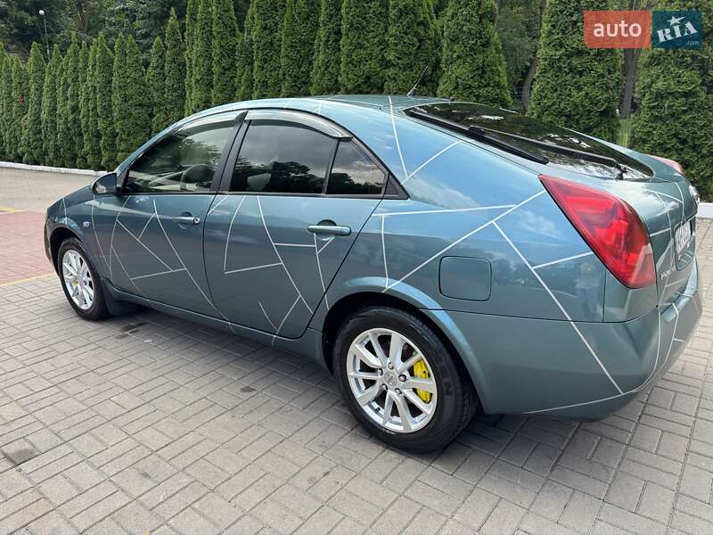 Nissan Primera (2002)