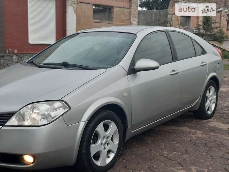 Nissan Primera (2002)