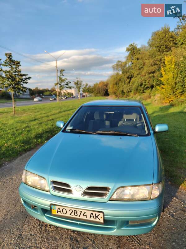 Nissan Primera (1998)