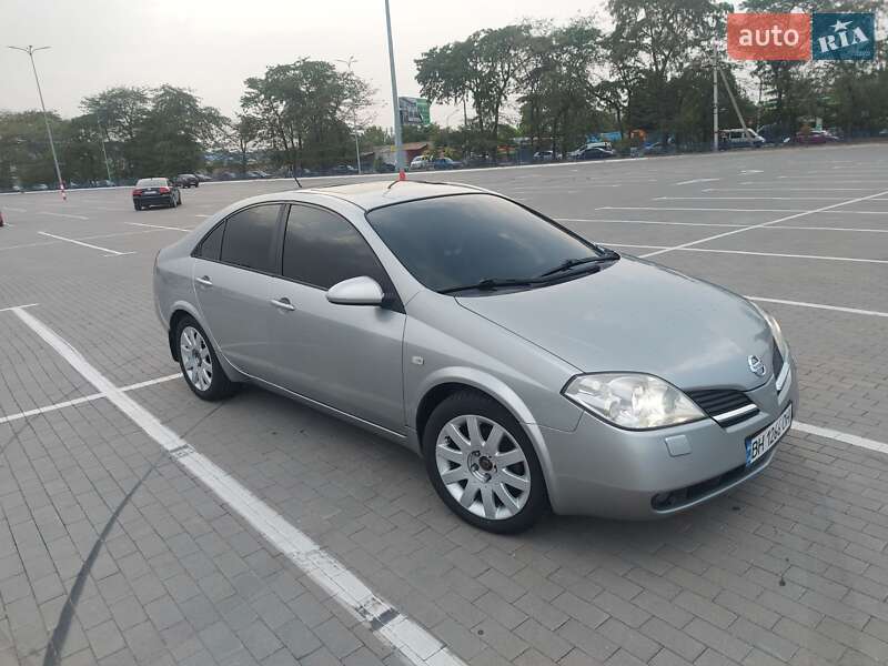 Nissan Primera (2003)