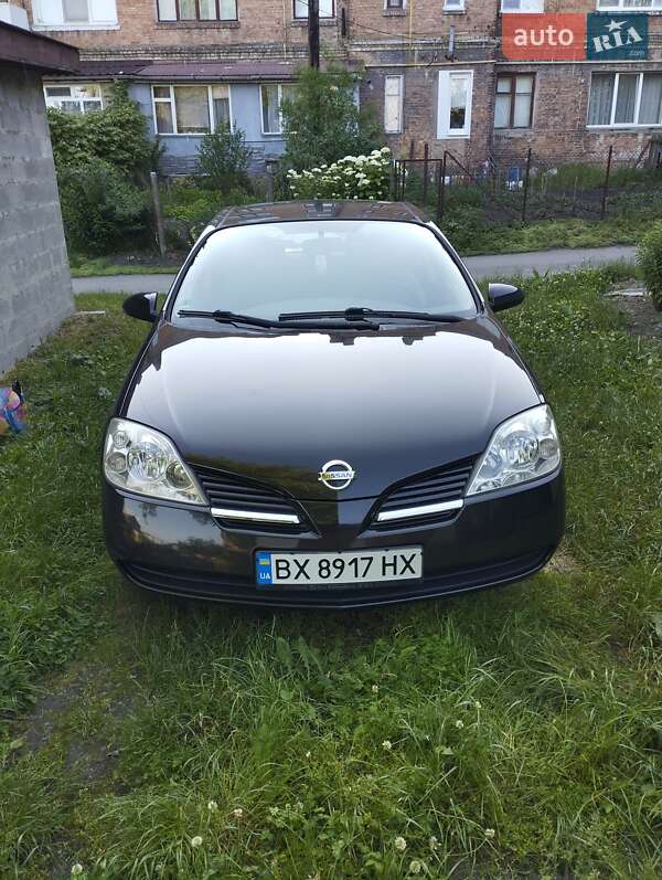 Nissan Primera (2002)