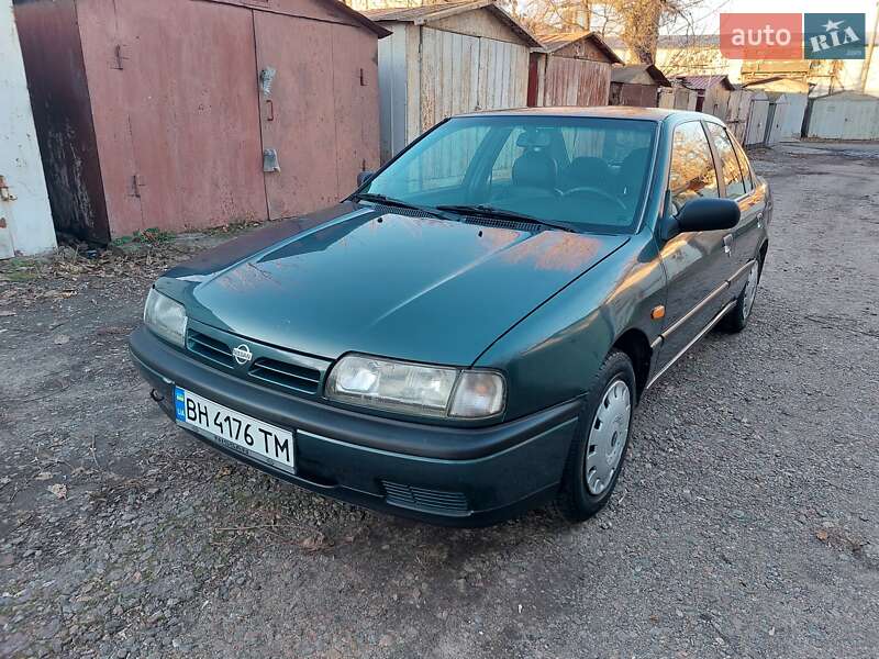 Nissan Primera (1993)