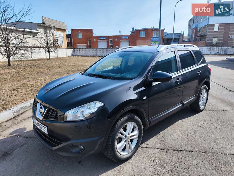 Nissan Qashqai+2 (2010)